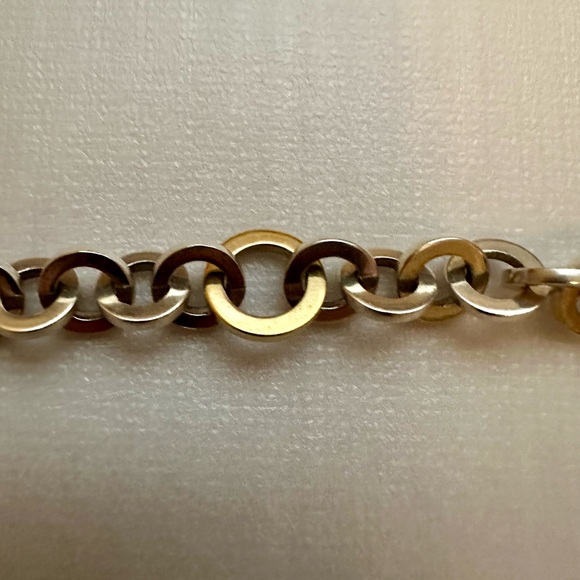 Sterling Silver 925 Round Link Bracelet with one Gold Tone middle Link - Picture 4 of 9